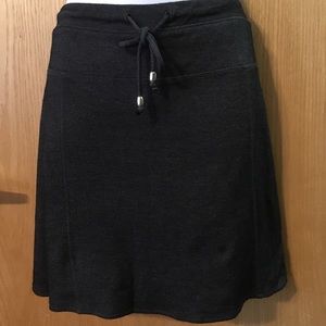 Green Tea Women’s Large Charcoal Black Skort